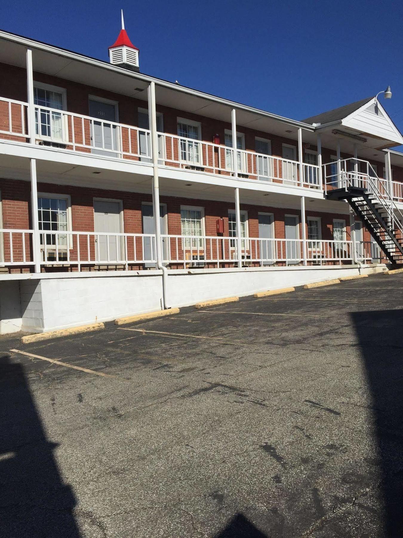 Hotel Portsmouth Oh Esterno foto